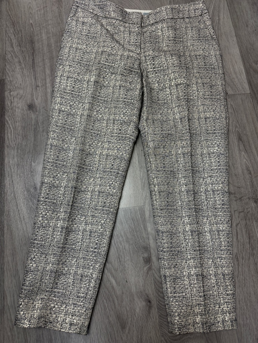 Ladies cropped plaid pants